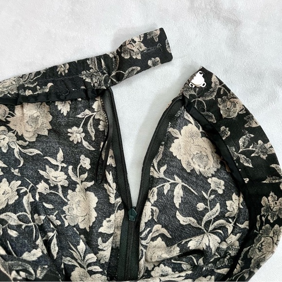 JH Collectables Black Floral Skirt Top and Sweater Vest Set Plus Size 22W - Picture 4 of 16